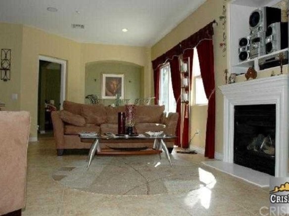 2689 Night Jasmine Dr, Simi Valley, CA 93065